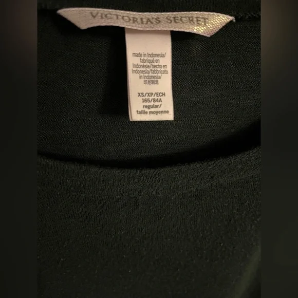 Victoria's Secret Elegant Black Long Sleeve Top - Picture 5 of 7